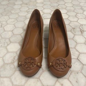 Tory Burch Tan Wedge shoes